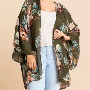 NWT Umgee Floral Kimono Olive/Multicolor.Size S/M but can fit LG/XL